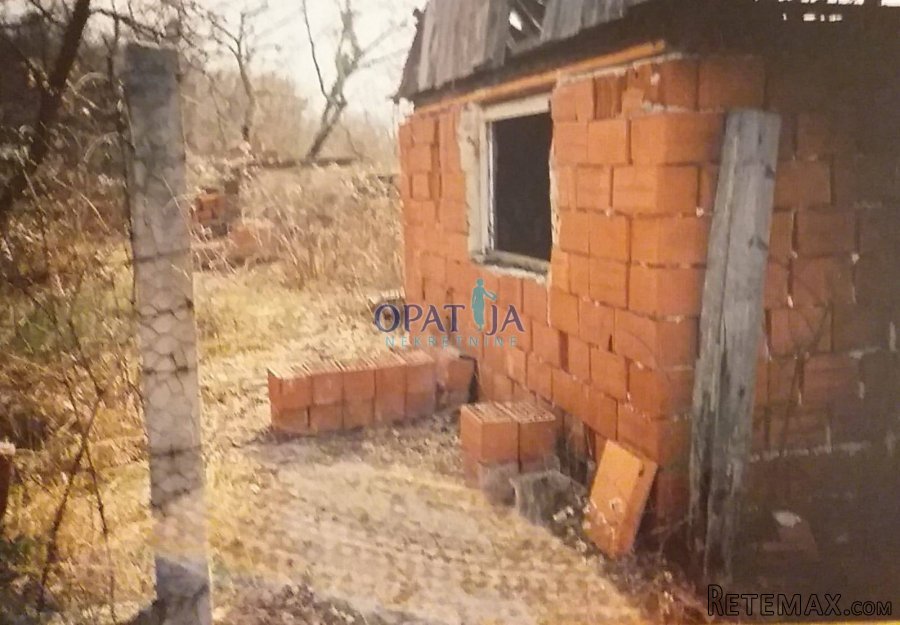 Roč - poljoprivredno zemljište, prodaje se - 2