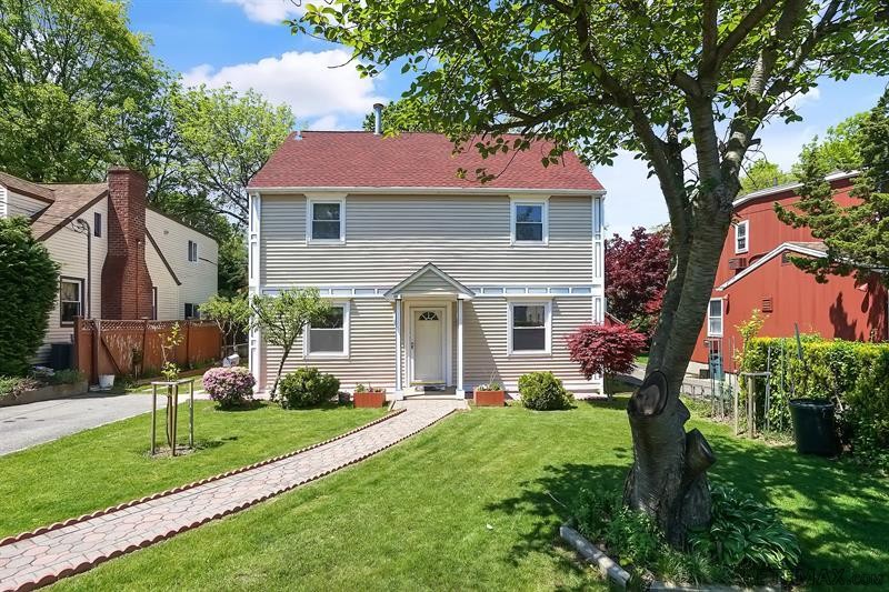 5 bedroom House For Sale: 18 Keystone..