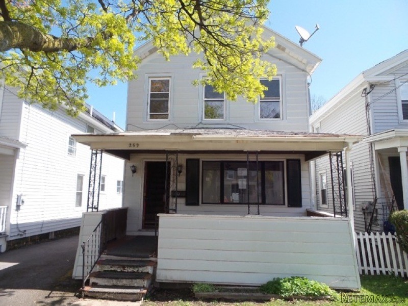 259 W Fifth Street Oswego, NY, 13126..