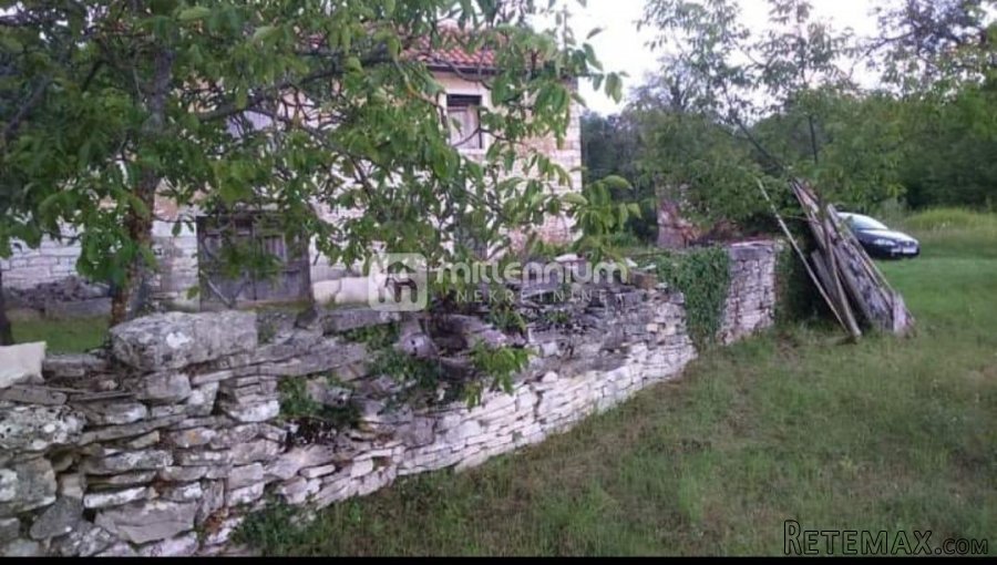 Istra, Oprtalj, 160m2, kamena kuća s velikom okućnicom - 2