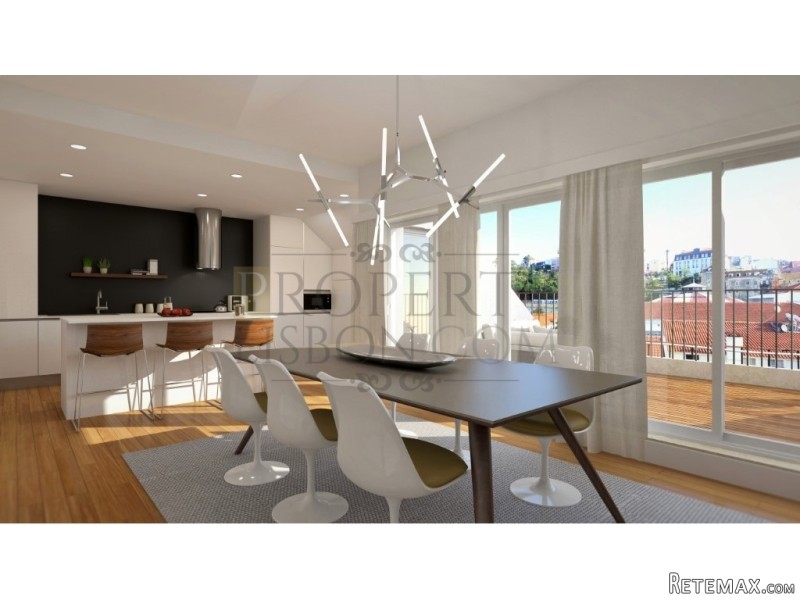Lisbon Apartment with balcony for Sale.. - 2