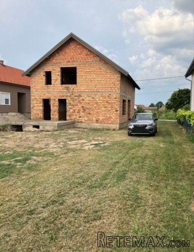 Prodajem kucu u Šuljmu-Sremska Mitrovica - 2