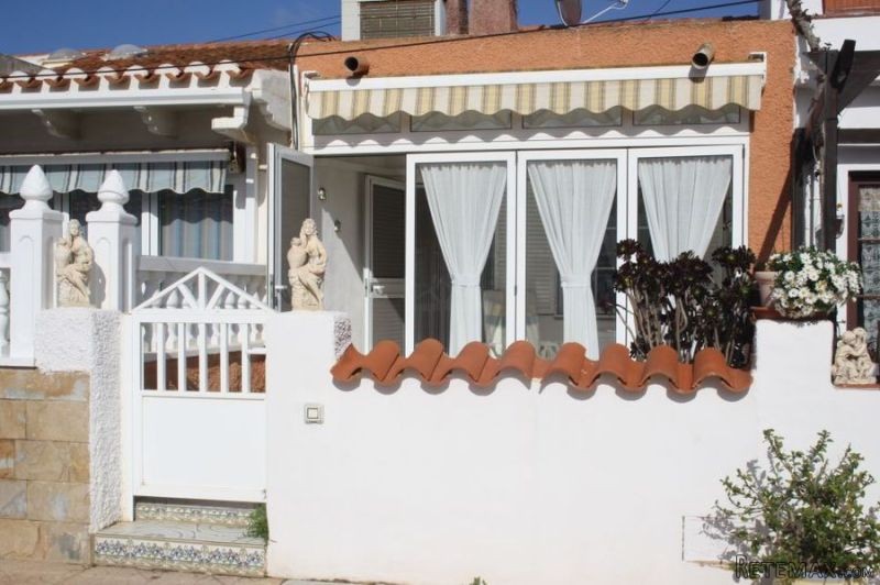 Bungalow for sale in Los Urrutias