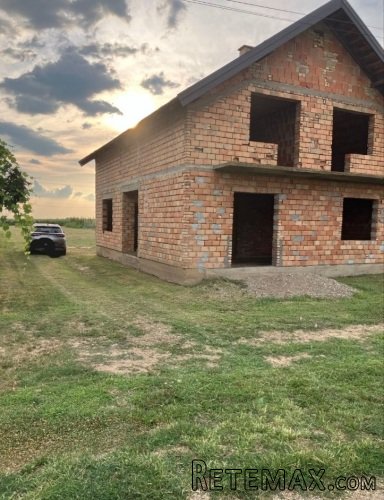 Prodajem kucu u Šuljmu-Sremska Mitrovica - 4