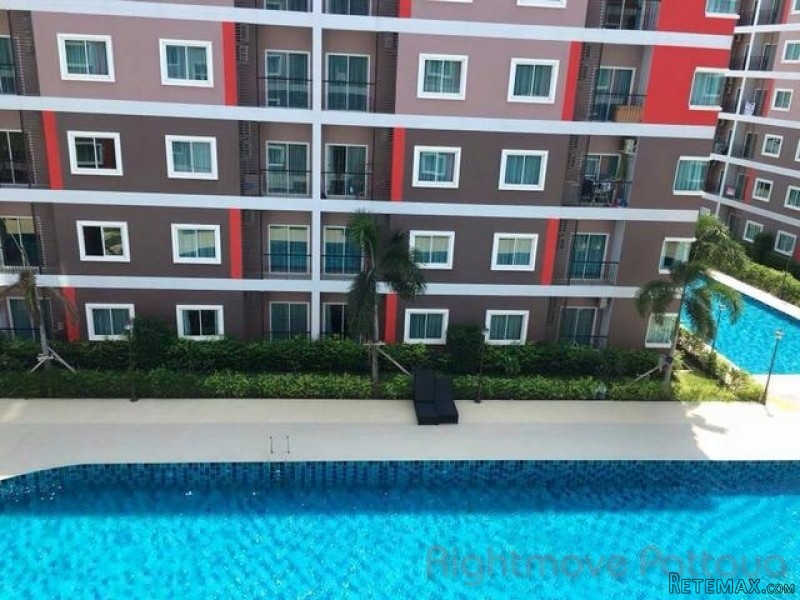 1 Bedroom Condo for sale in East..