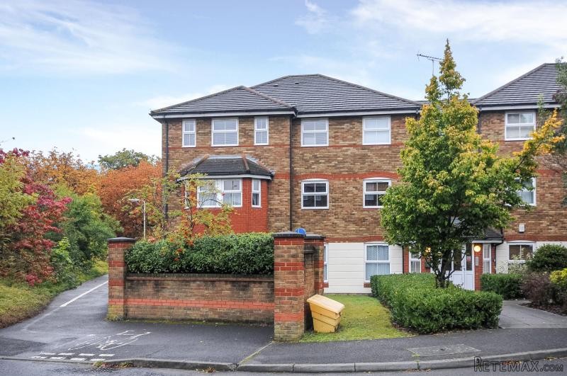 2 Bedroom Flat/Apartment in Wingate..