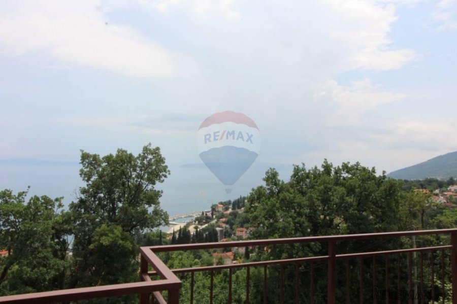 Ičići -Kuća sa 3 stana - 9