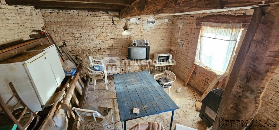 Istra, Oprtalj, 160m2, kamena kuća s velikom okućnicom - 9