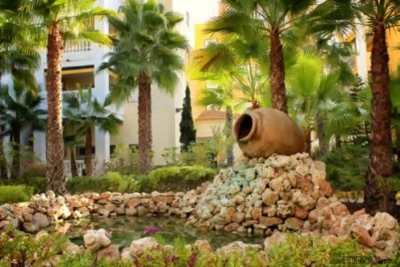 3 Bedroom 2 Bathroom Apartment In.. - 2