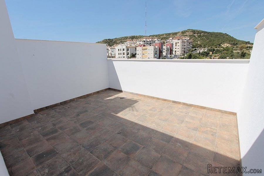 Duplex tres dormitorios dos baños, amplio salón comedor c.. - 2