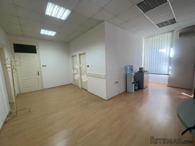 Na samo par koraka do Korza prodajemo stan od 112.25m2