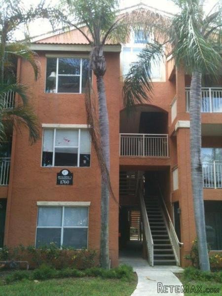 1760 Palm Cove Blvd #5-209, Delray..