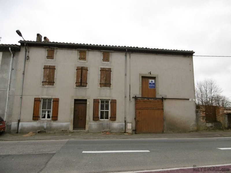 3 Bedrooms - Villa -..