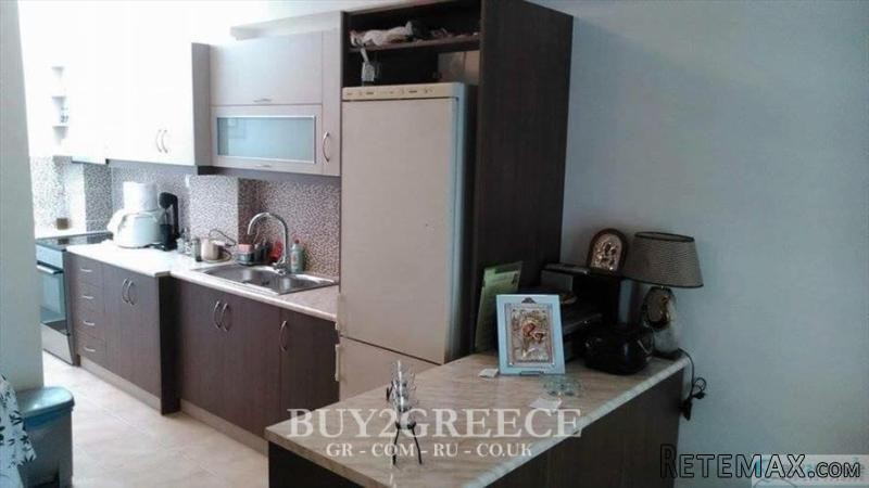 Β824 - FOR SALE COMPLEX OF DETACHED..