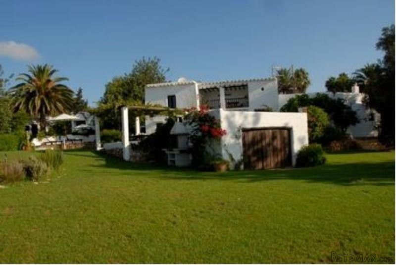 6 bedroom Country House For Sale: SAN..