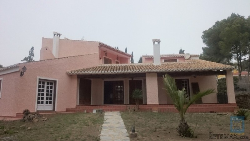 3 Bedrooms - Villa - Alicante - For Sale
