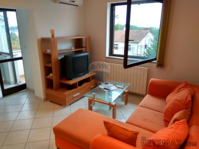 PULA, VALDEBEK Kuća s 4 stambene jedinice i kažunom - 4