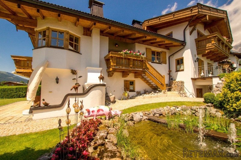 Alpine Luxury In Going, Directly At The..