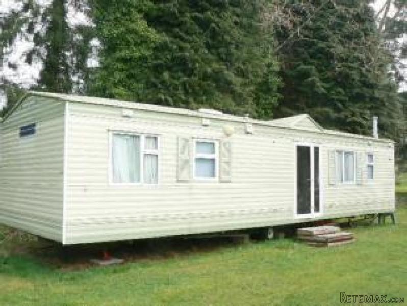 Leisure Lakes with Accommodation - 2