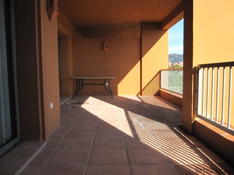 2 Bedroom Middle Floor Apartment - 2