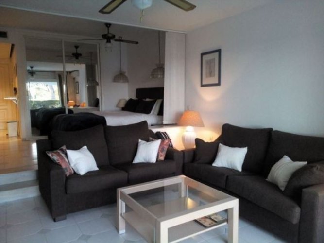 Apartment - Beautiful first floor..