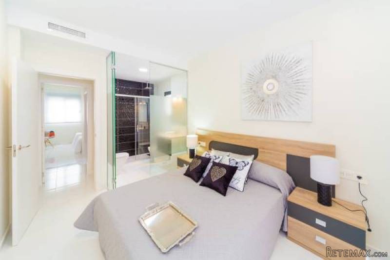 2 Bedroom 2 Bathroom Bungalow In..