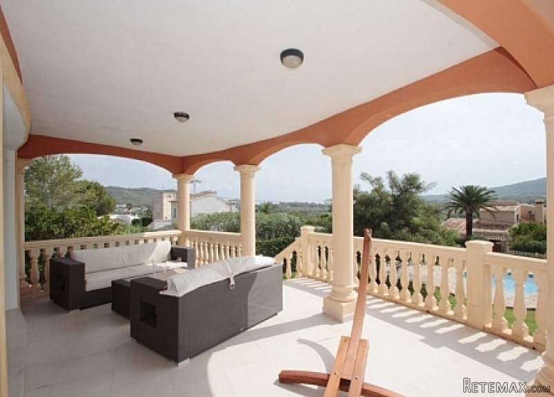 3 Bedrooms - Villa - For Sale - 2