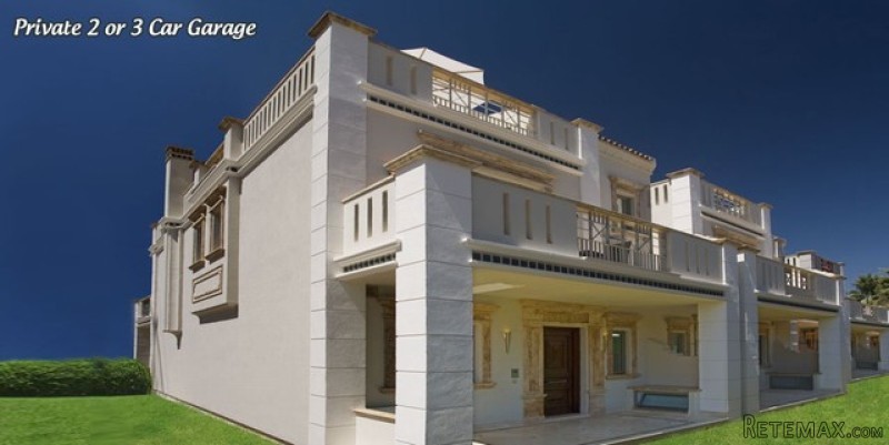 5 Bedrooms - Villa - Malaga - For Sale