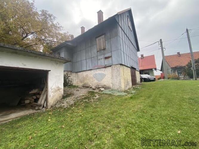 Skrad - dvojna kuća sa dva stana, 635m2 i okućnicom 85m2