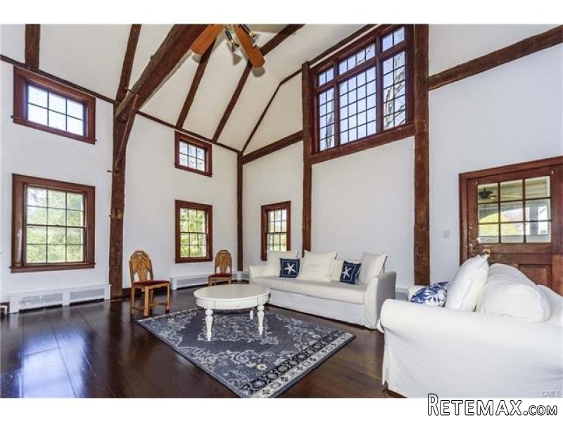 5 bedroom House For Sale: 4 CHRISTMAS.. - 2