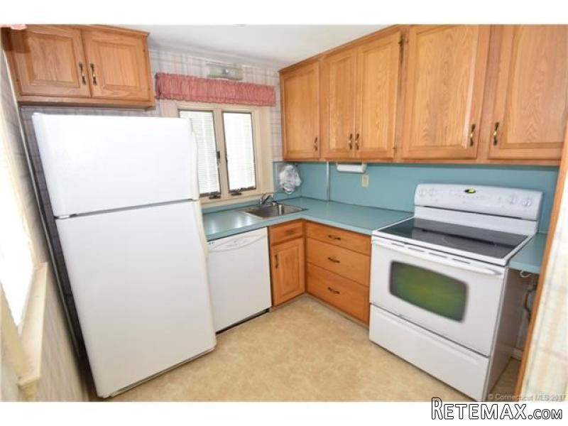 2 Bedrooms - Ranch - CT - For Sale - 2