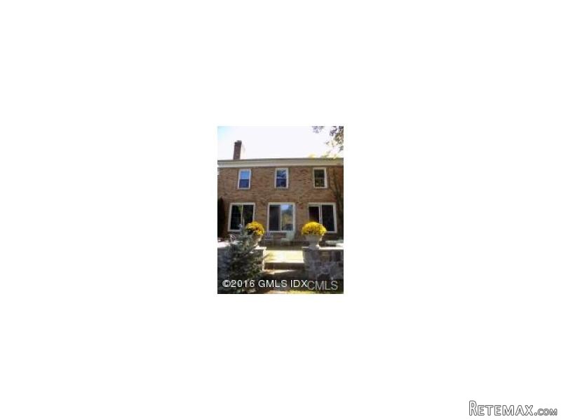 3 bedroom House For Sale: 28.. - 2
