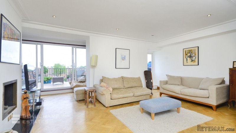 Burnham Court, W2