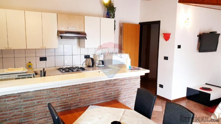 ROVINJ - dvojna kuća odlična lokacija 600m od mora - 5
