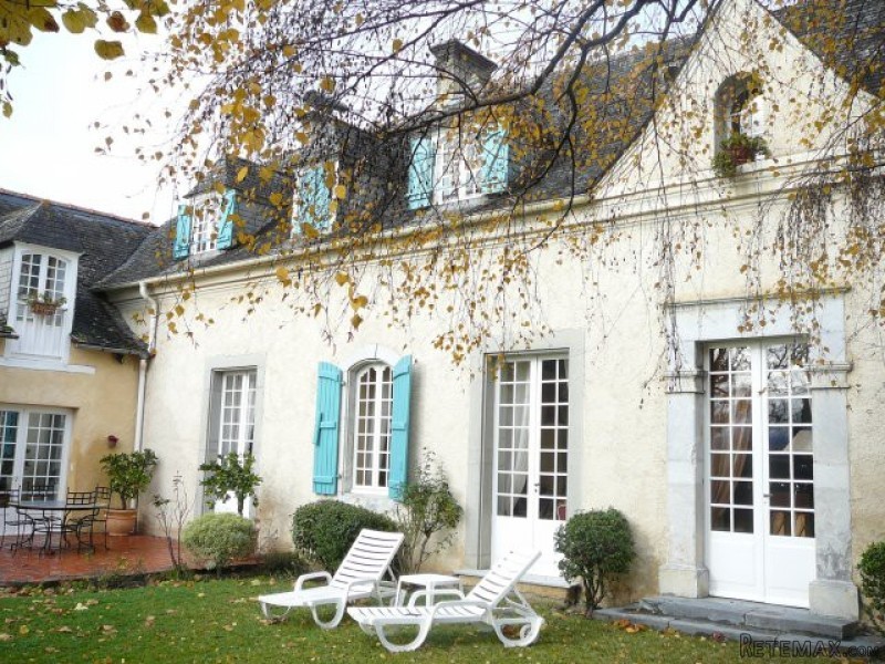 4 Bedrooms - House - Midi-Pyrenees -..
