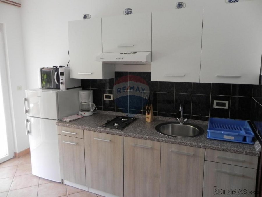 ROVINJ - dvojna kuća odlična lokacija 600m od mora - 7