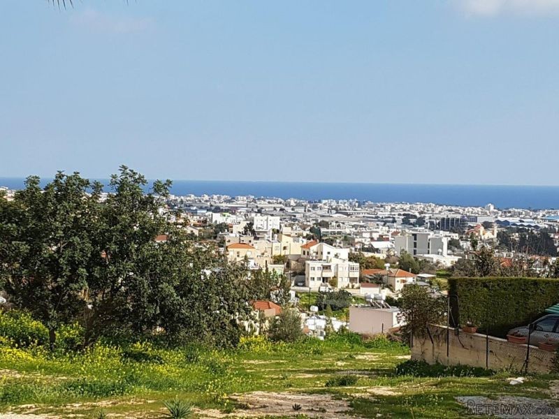 Large residential plot for sale in..