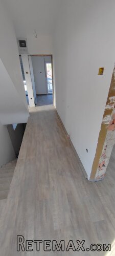 Na prodaju kuca u centru Vranica - 13
