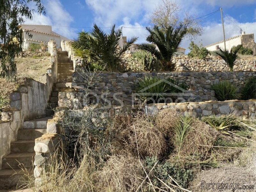 NEW & EXCLUSIVE LISTING TO VOSS HOMES - A Quaint & Quirky.. - 13