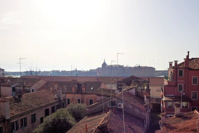 Appartamento in Vendita a Venezia