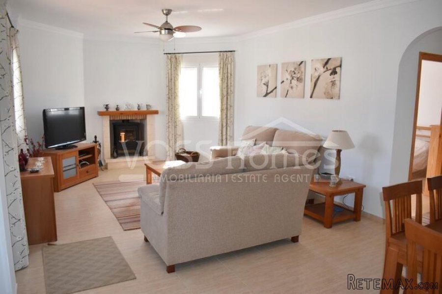 EXCLUSIVE LISTING TO VOSS HOMES - A larger than average 3.. - 14
