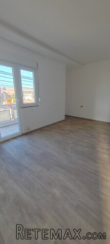 Na prodaju kuca u centru Vranica - 14