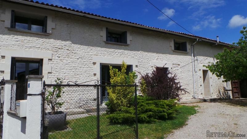 3-Bedroom Longere In A Hamlet Near..