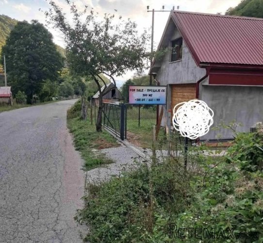 Na prodaju plac i kuca u Kolasinu - 15