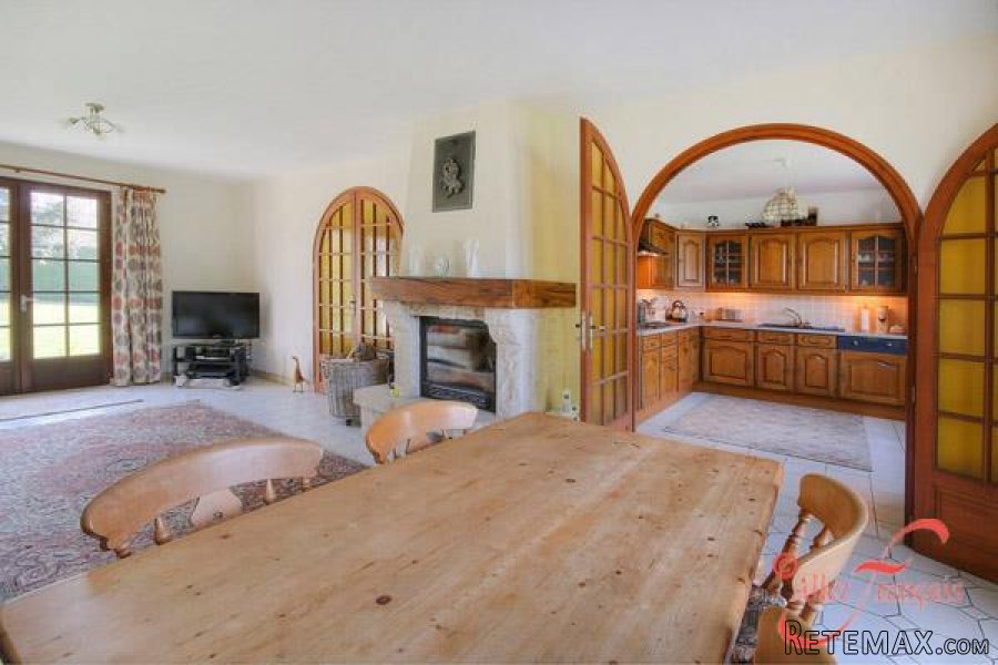 Verneuil (Charente) - 3 bedroom house with stables and 8 acres.. - 10