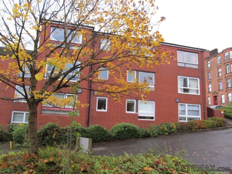 Flat 2, 110 Buccleuch St, Cowcaddens..