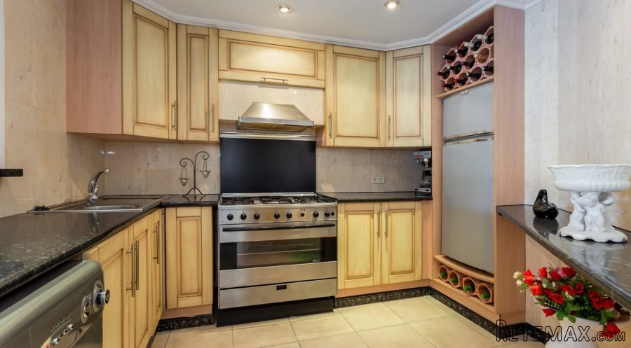 The apartment spread over 100 m2 offers 2 good sized double.. - 2