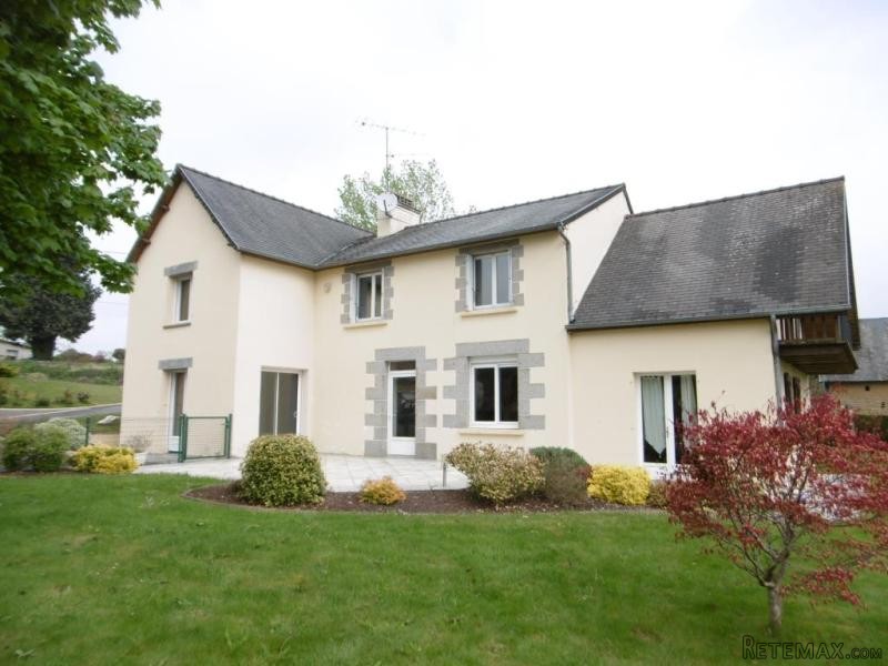 Detached Rural House with Panoramic View