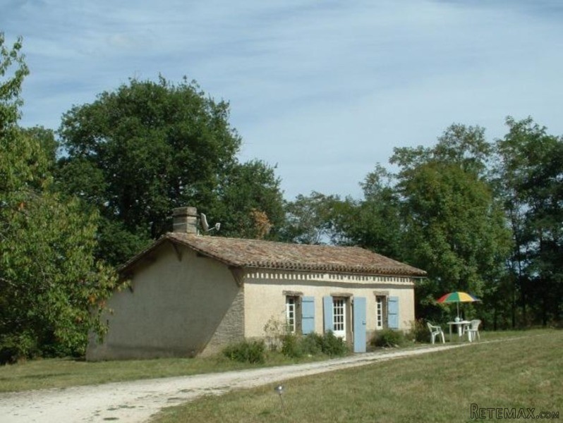 Farmhouse With Several Outbuildings To.. - 2