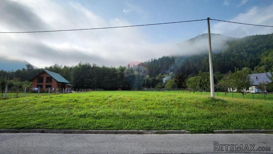 Građevinsko zemljište uz Kupu, 1931 m2 - 5